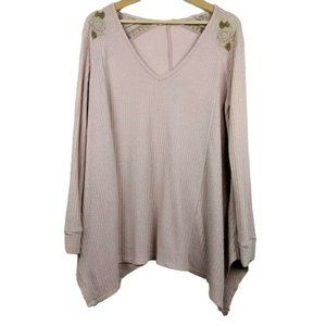 Altar'd State Womens Waffle Knit Embroidered Top Size L V-Neck Sharkbite Hem